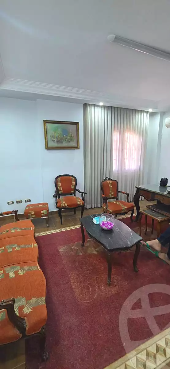 https://aqarmap.com.eg/ar/listing/6684407-for-rent-cairo-6th-of-october-el-ahyaa-neighborhood-1st