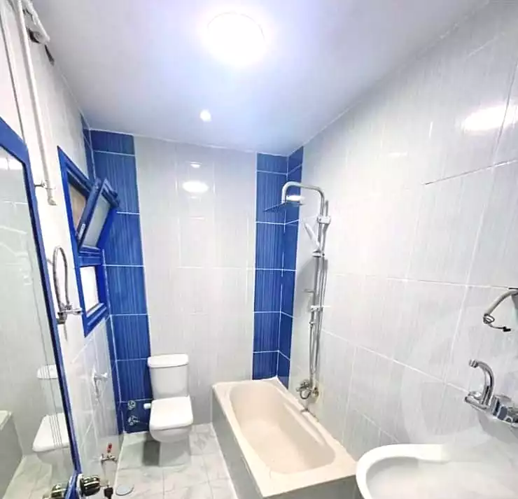 https://aqarmap.com.eg/en/listing/6686306-for-sale-alexandria-lsywf-el-falki