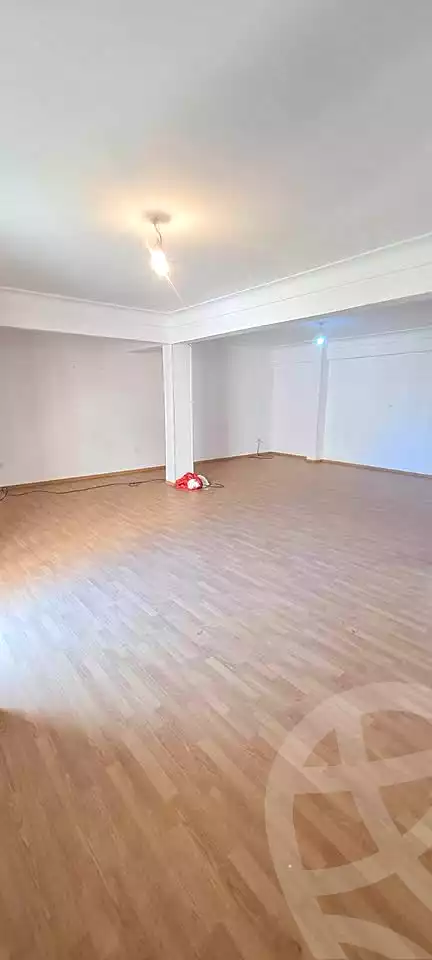 https://aqarmap.com.eg/ar/listing/6686384-for-sale-alexandria-l-jmy-lbytsh-al-samalehy-1-st