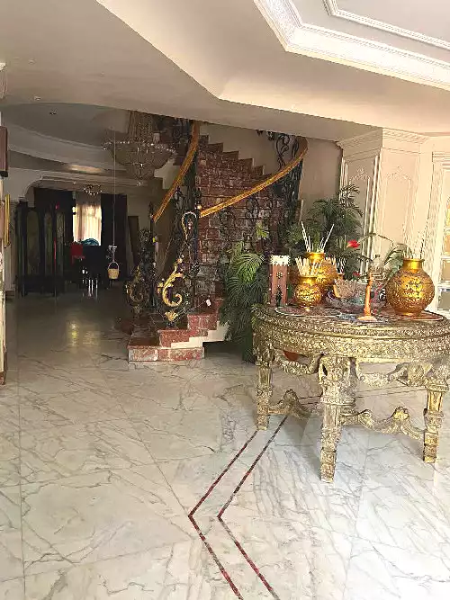 https://aqarmap.com.eg/ar/listing/6686393-for-sale-cairo-new-cairo-el-ahyaa-first-neighborhood-street-1