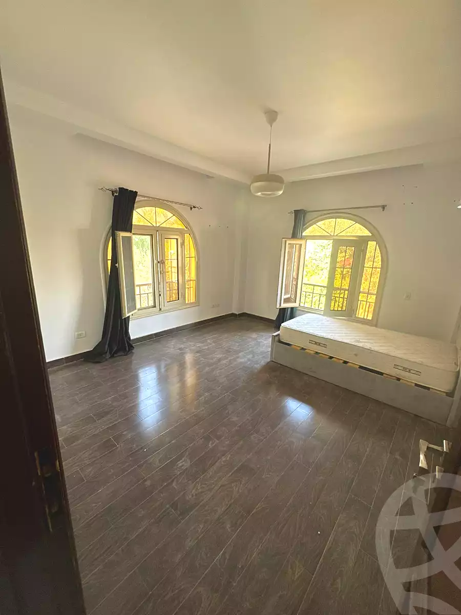 https://aqarmap.com.eg/en/listing/6686448-for-rent-cairo-new-cairo-compounds-golden-heights-1