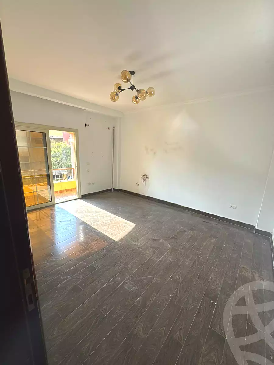 https://aqarmap.com.eg/en/listing/6686448-for-rent-cairo-new-cairo-compounds-golden-heights-1