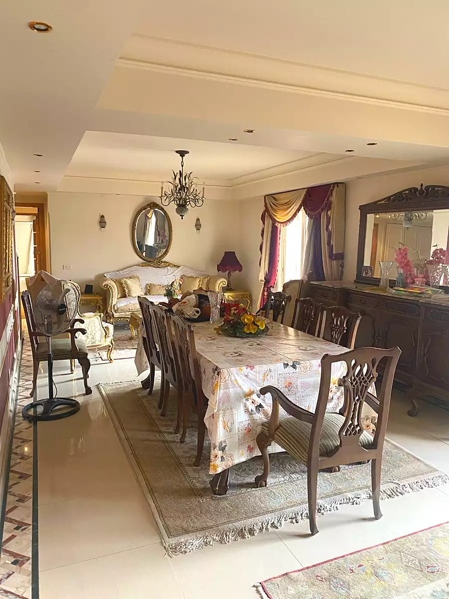 https://aqarmap.com.eg/en/listing/6687878-for-sale-cairo-el-sheikh-zayed-city-compounds-hadayek-el-mohandiseen