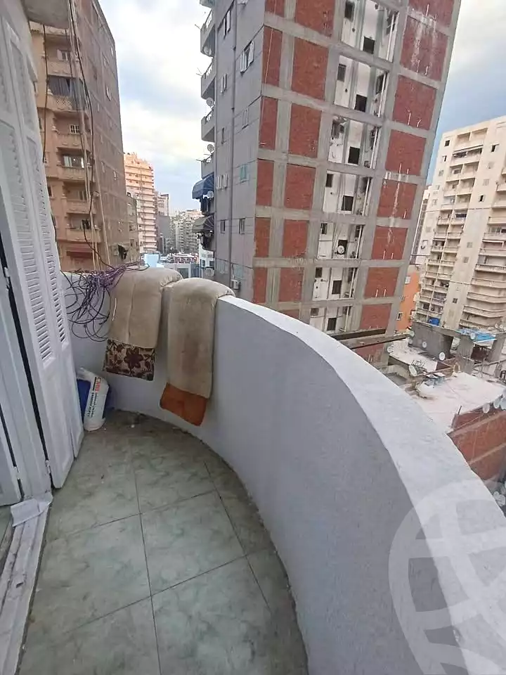 https://aqarmap.com.eg/ar/listing/6688424-for-sale-alexandria-sydy-bshr-sydy-bshr-bhry-gamal-abd-el-nasir-st