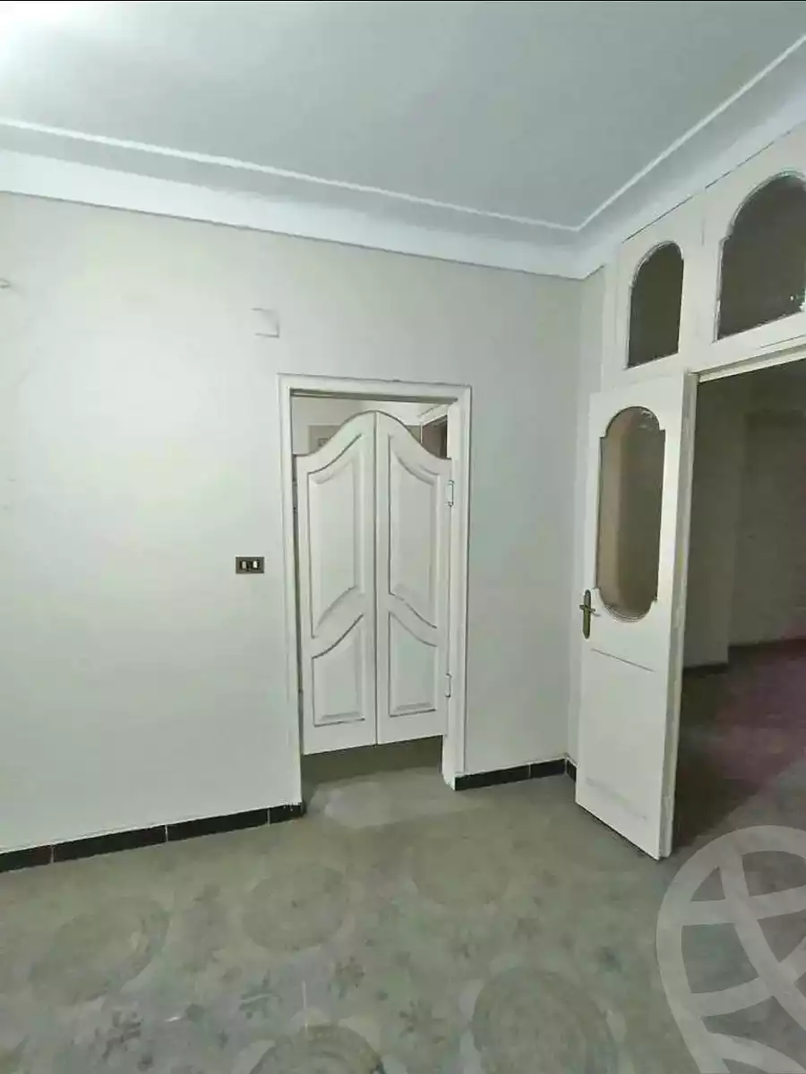 https://aqarmap.com.eg/ar/listing/6688987-for-sale-alexandria-moharram-bey-el-rasafa-st