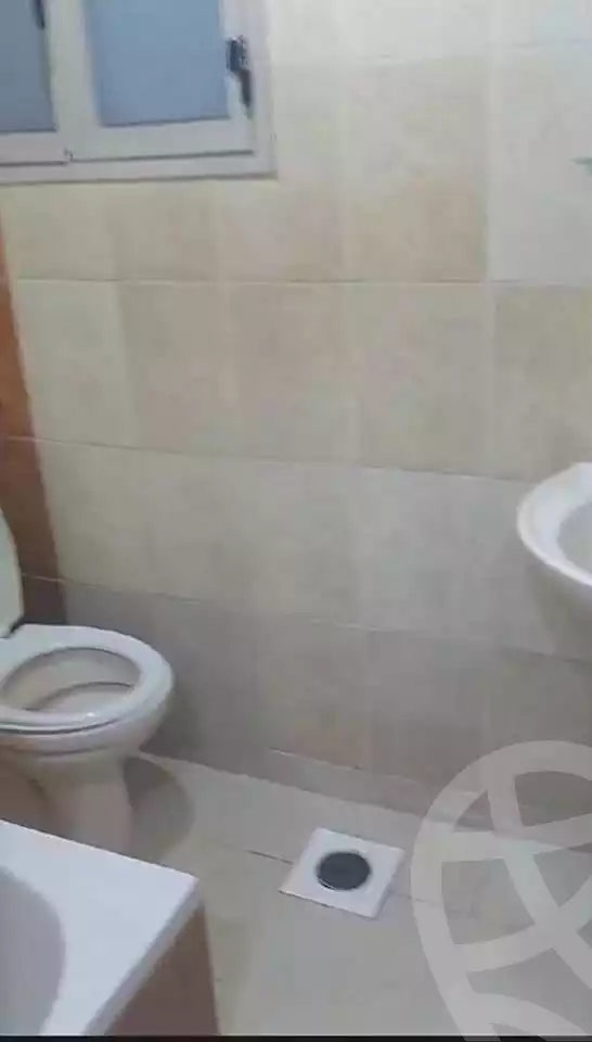 https://aqarmap.com.eg/ar/listing/6688989-for-sale-alexandria-sydy-bshr-sydy-bshr-bhry
