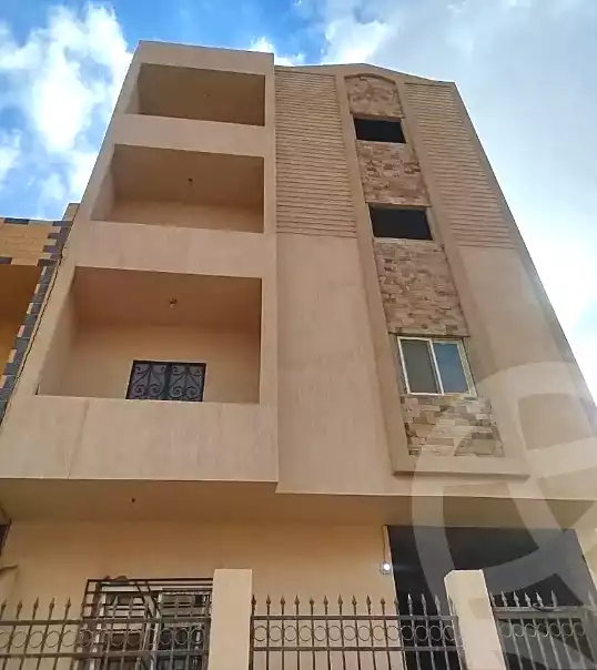https://aqarmap.com.eg/en/listing/6689293-for-sale-cairo-badr-city-hai-el-banafsg-sixth-neighborhood-neighborhood-3