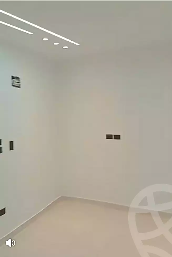 https://aqarmap.com.eg/ar/listing/6689501-for-sale-alexandria-sydy-bshr-sydy-bshr-bhry-mohamed-el-srafi-st.