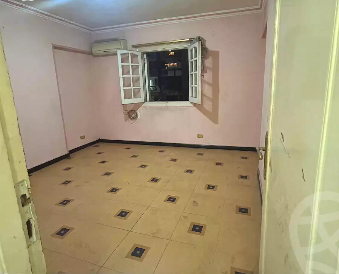 https://aqarmap.com.eg/ar/listing/6689591-for-sale-alexandria-sydy-bshr-sydy-bshr-bhry-gamal-abd-el-nasir-st