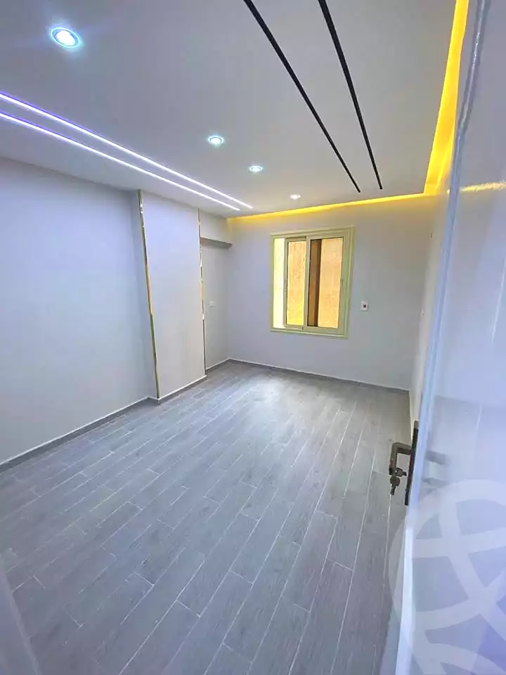 https://aqarmap.com.eg/ar/listing/6689632-for-sale-alexandria-l-jmy-lbytsh-bianchiii-el-arbaeen-st