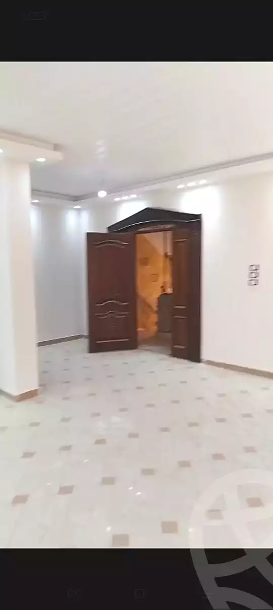 https://aqarmap.com.eg/ar/listing/6689740-for-sale-cairo-6th-of-october-el-ahyaa-neighborhood-4th-district-no-7