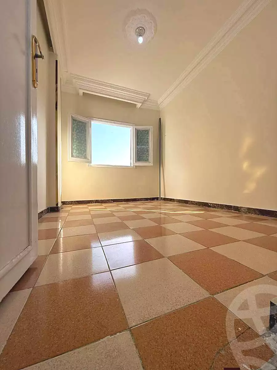 https://aqarmap.com.eg/ar/listing/6690321-for-sale-cairo-helwan-helwan-el-sharkeya-abd-el-rahman-pasha-st