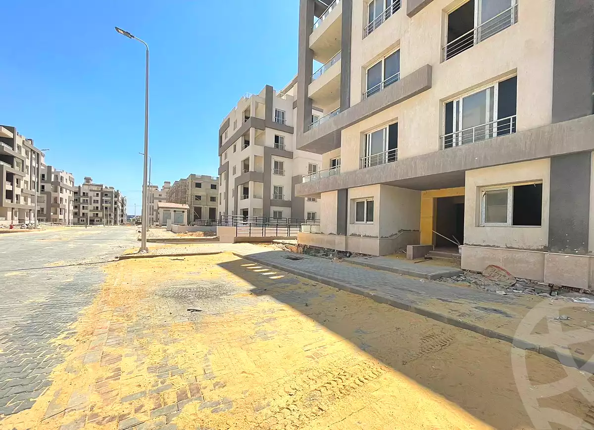 https://aqarmap.com.eg/ar/listing/6690747-for-sale-cairo-6th-of-october-compounds-kmbwnd-jm-lqhr