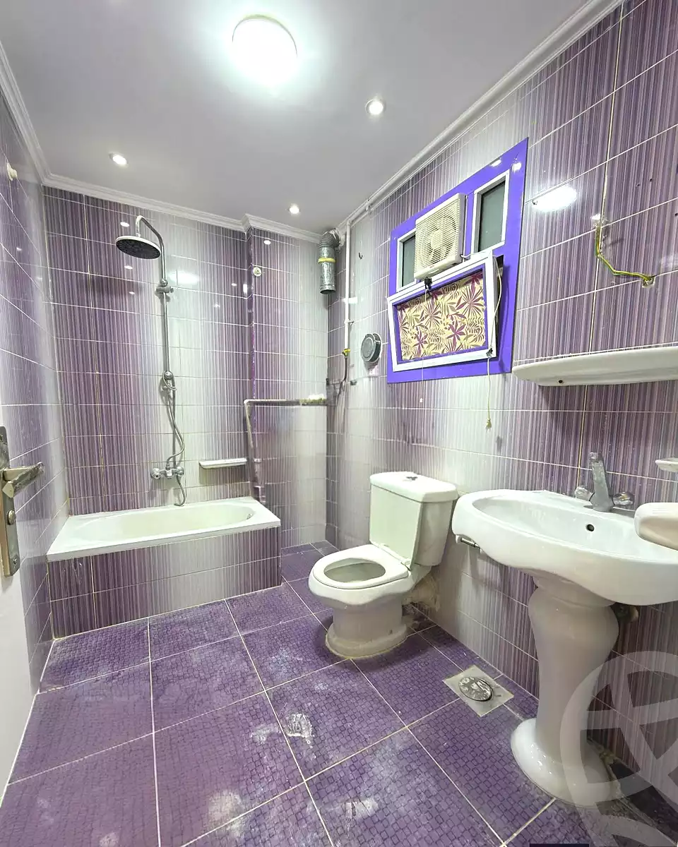 https://aqarmap.com.eg/ar/listing/6692381-for-sale-alexandria-l-jmy-lbytsh-al-samalehy-1-st
