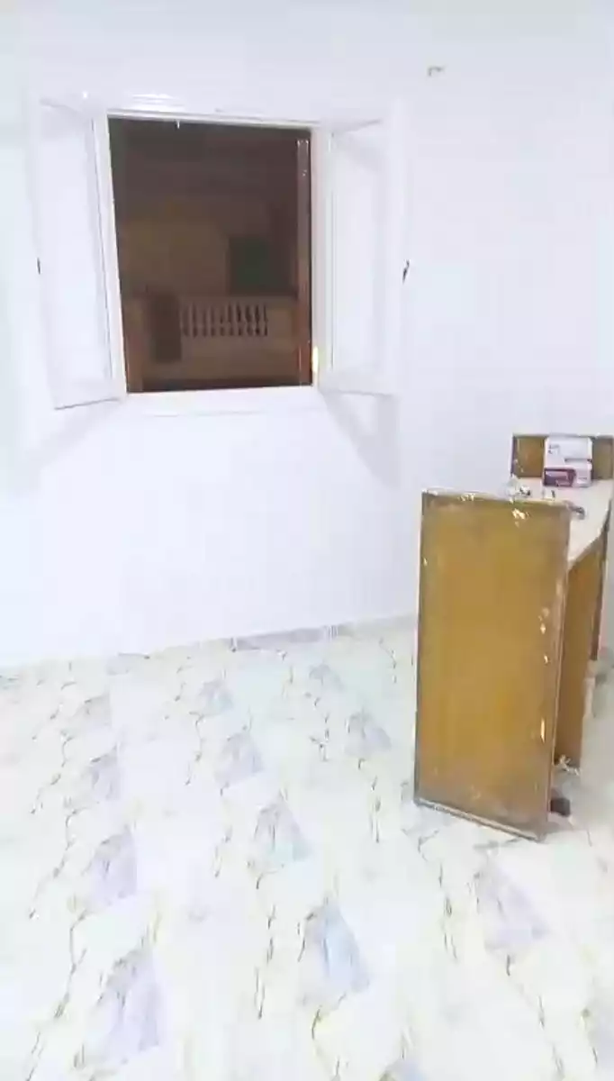 https://aqarmap.com.eg/en/listing/6692380-for-sale-alexandria-l-jmy-el-hanouvel-radwan-st