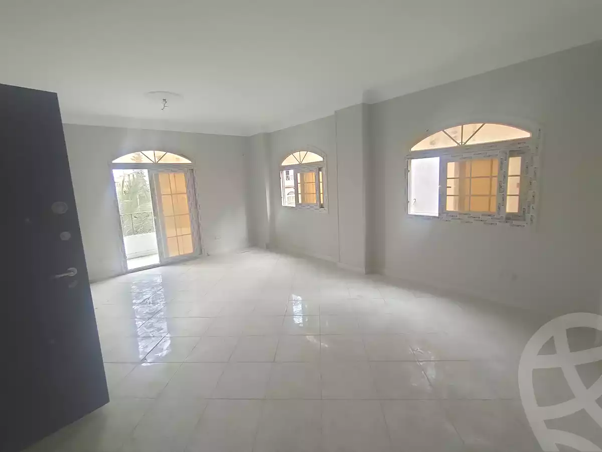 https://aqarmap.com.eg/ar/listing/6692755-for-sale-cairo-new-cairo-el-ahyaa-first-neighborhood-street-3