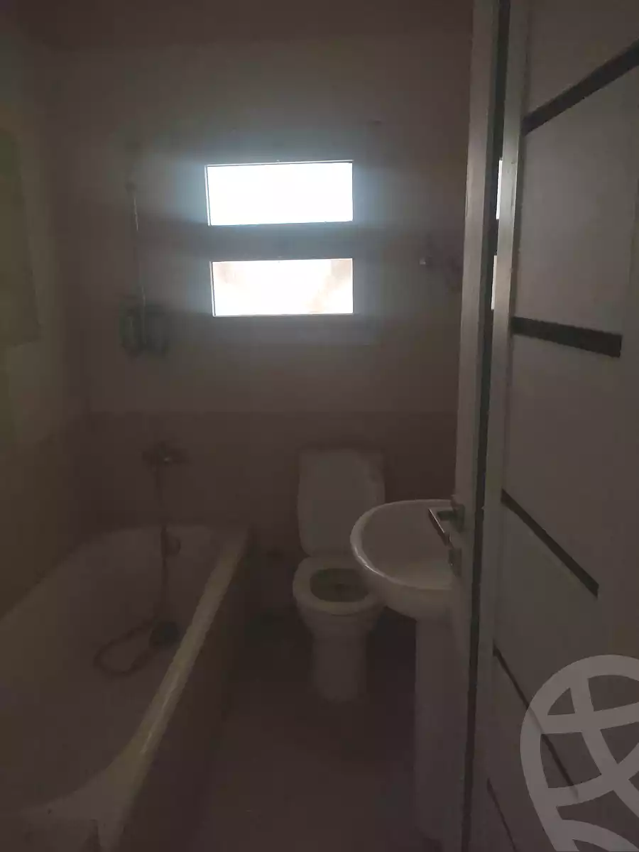 https://aqarmap.com.eg/ar/listing/6692755-for-sale-cairo-new-cairo-el-ahyaa-first-neighborhood-street-3