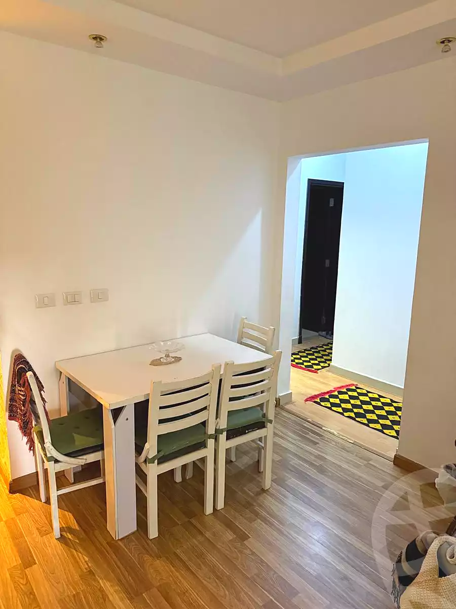 https://aqarmap.com.eg/ar/listing/6692808-for-rent-cairo-el-sheikh-zayed-city-compounds-dh-drys
