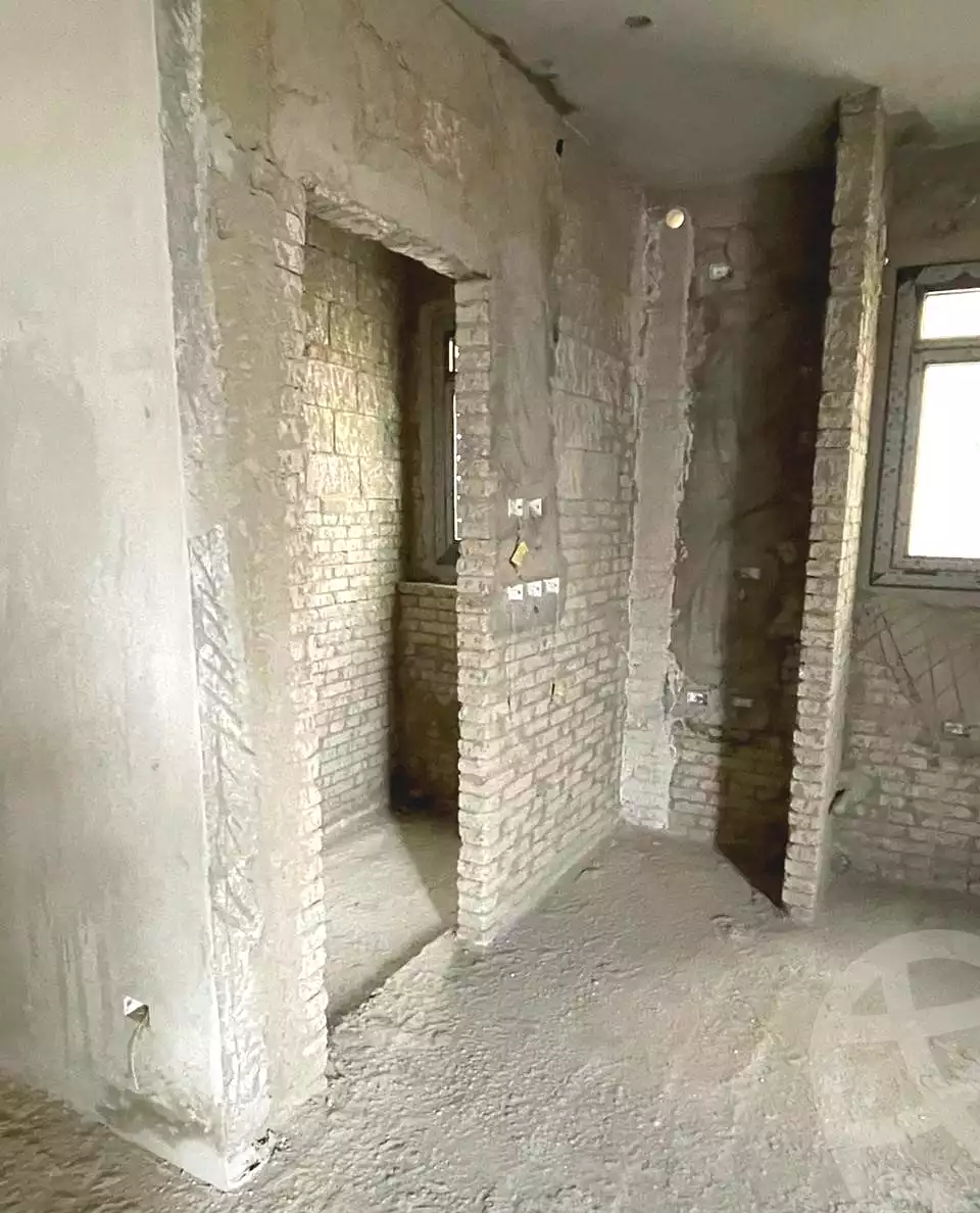 https://aqarmap.com.eg/ar/listing/6692872-for-sale-cairo-el-sheikh-zayed-city-lshykh-zyd-ljdyd-vye