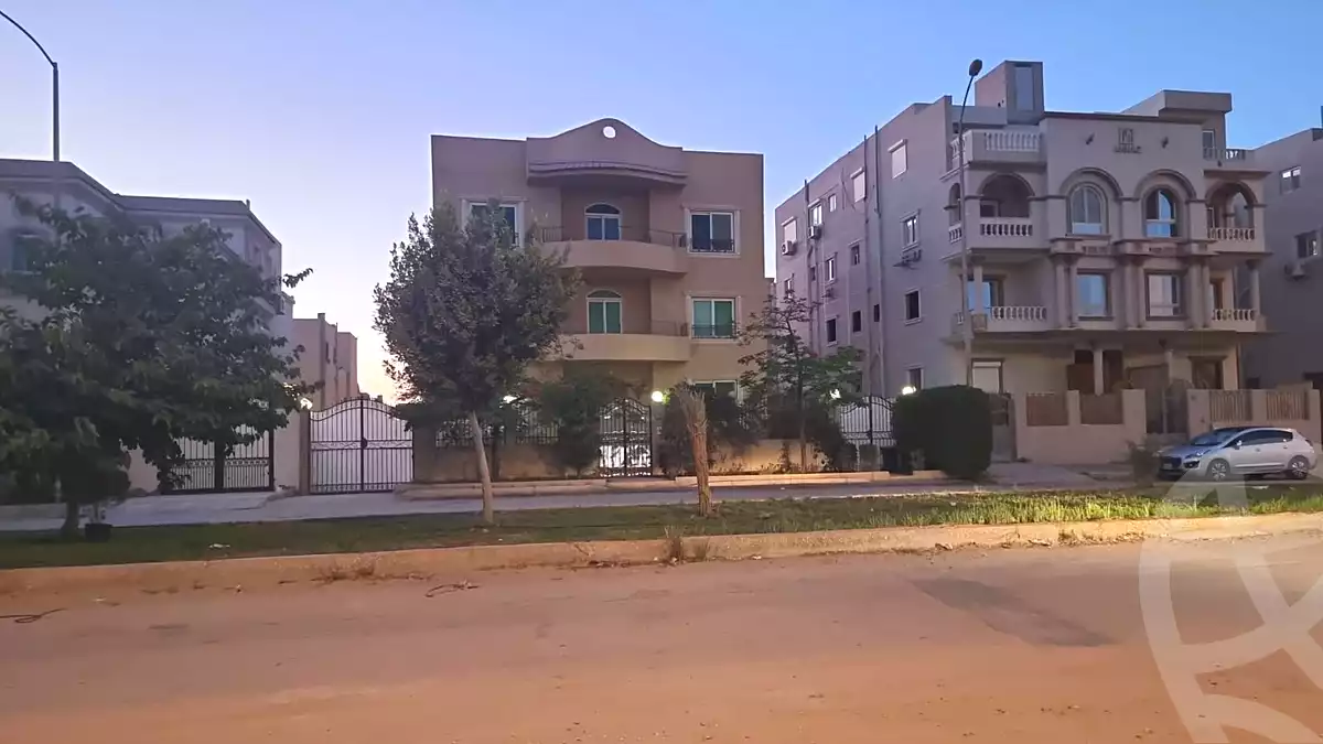 https://aqarmap.com.eg/en/listing/6692927-for-sale-cairo-6th-of-october-mntq-fr-y-b-6-ktwbr