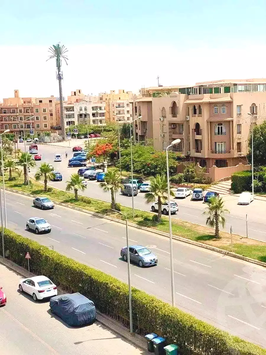 https://aqarmap.com.eg/en/listing/6693085-for-sale-cairo-el-sheikh-zayed-city-compounds-jn-zyd