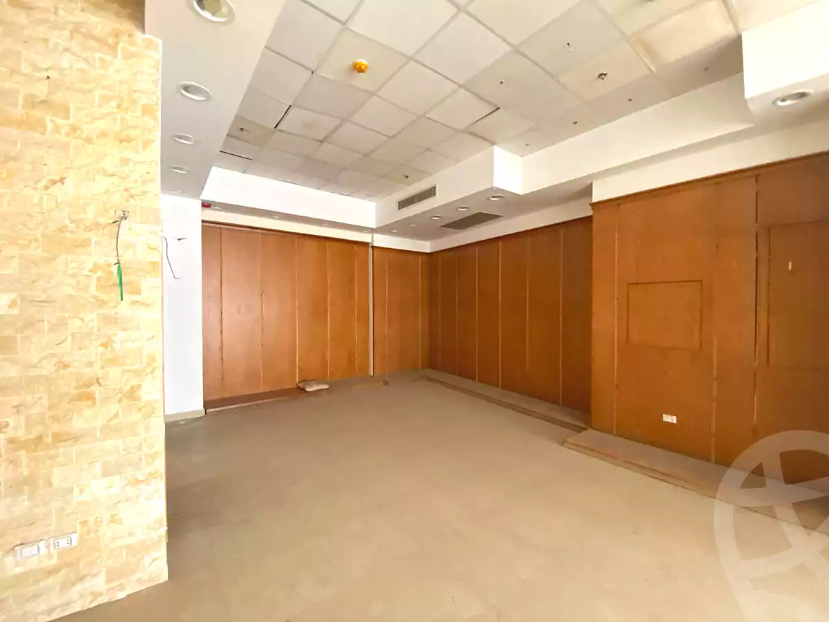 https://aqarmap.com.eg/ar/listing/6693069-for-rent-cairo-new-cairo-90th-street-south-teseen-st