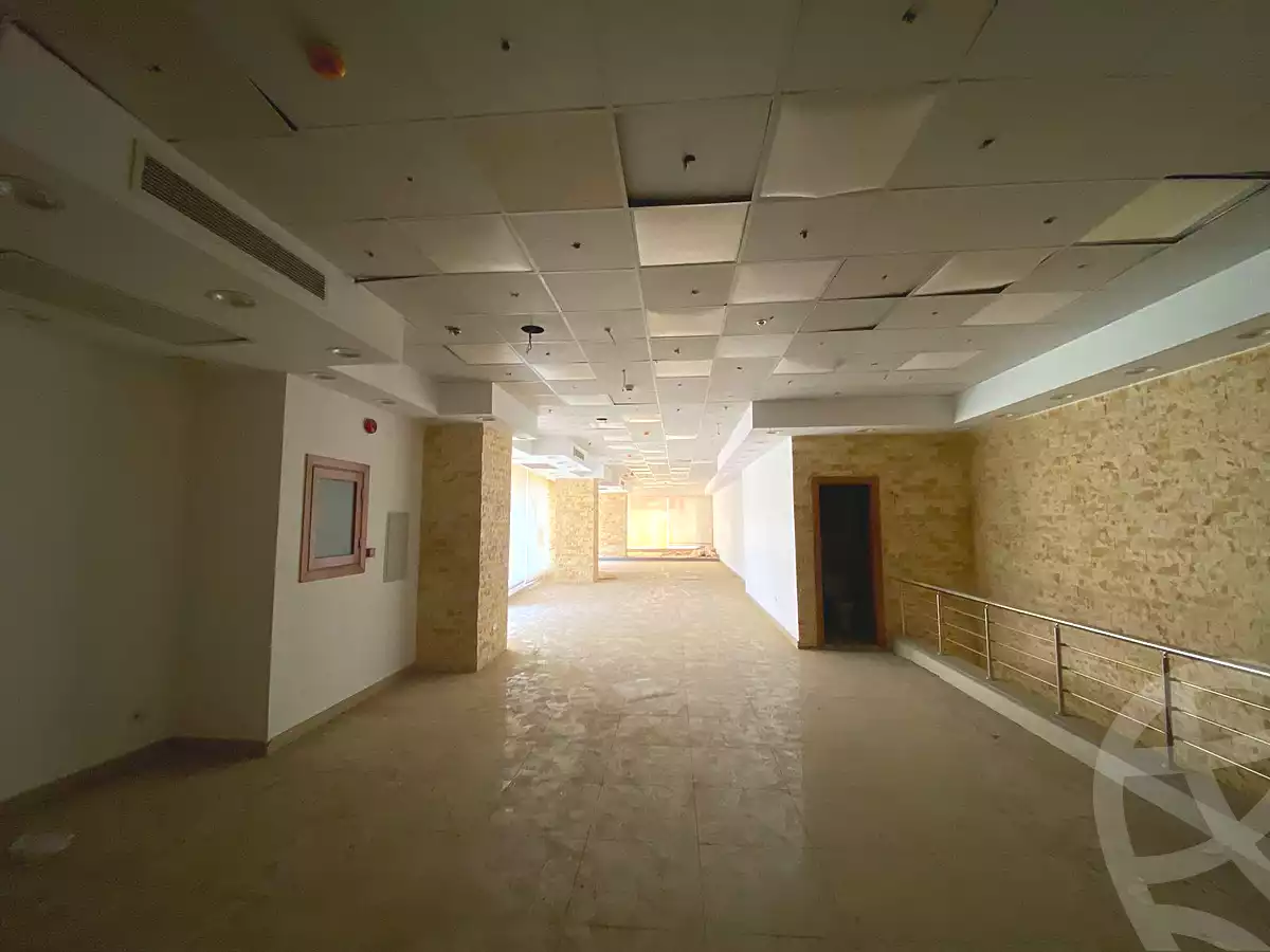 https://aqarmap.com.eg/ar/listing/6693069-for-rent-cairo-new-cairo-90th-street-south-teseen-st