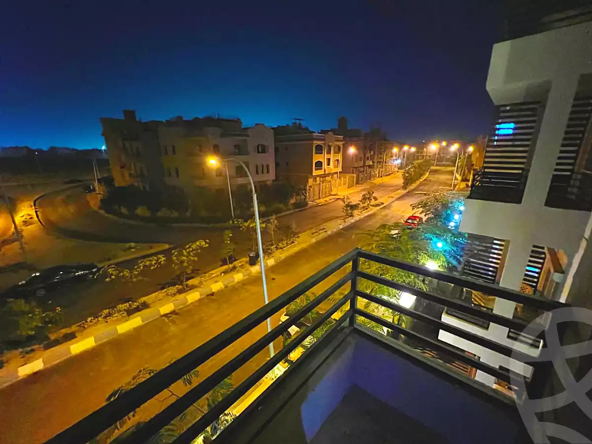 https://aqarmap.com.eg/ar/listing/6693114-for-sale-cairo-6th-of-october-el-hay-el-motamyz-first-touristic-village