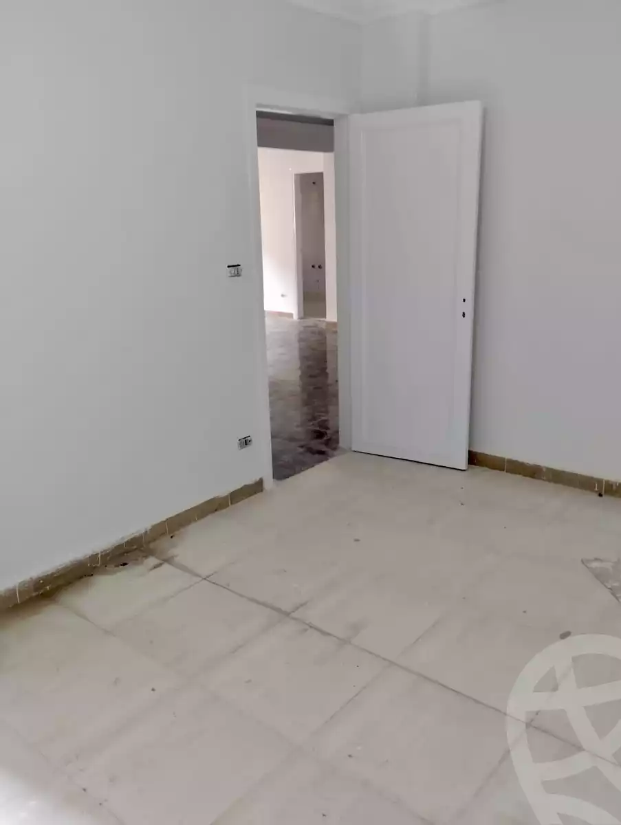 https://aqarmap.com.eg/en/listing/6693148-for-rent-alexandria-stanley-abd-el-aziz-fahmy-st