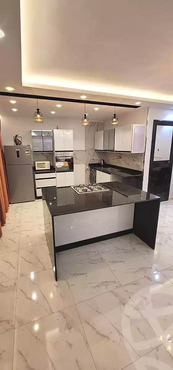 https://aqarmap.com.eg/ar/listing/6693745-for-rent-cairo-new-cairo-90th-street-auc