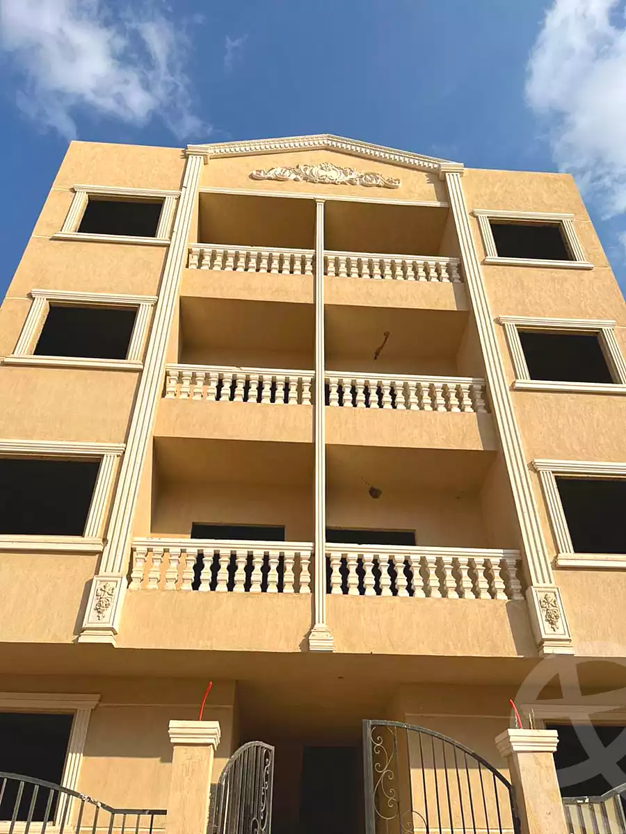 https://aqarmap.com.eg/en/listing/6693971-for-sale-cairo-badr-city-hai-el-ashgar-featured-neighborhood-el-imam-el-bokhary-st