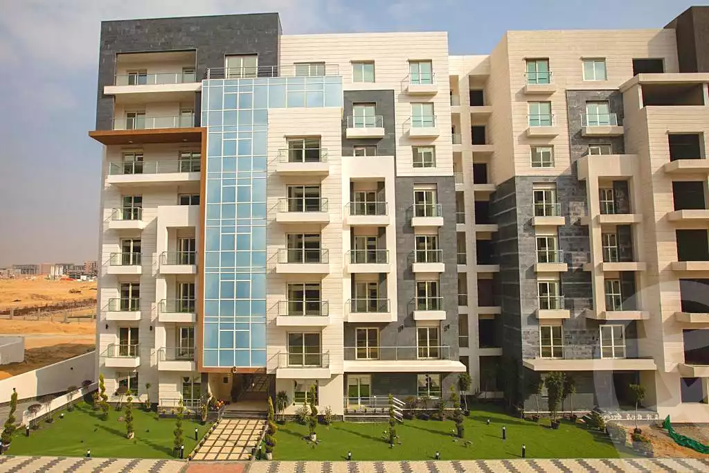 https://aqarmap.com.eg/en/listing/6694176-for-sale-cairo-new-administrative-capital-r7-oia