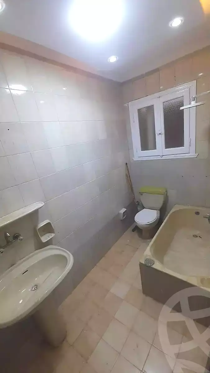https://aqarmap.com.eg/ar/listing/6694770-for-sale-alexandria-l-jmy-lbytsh-bianchiii