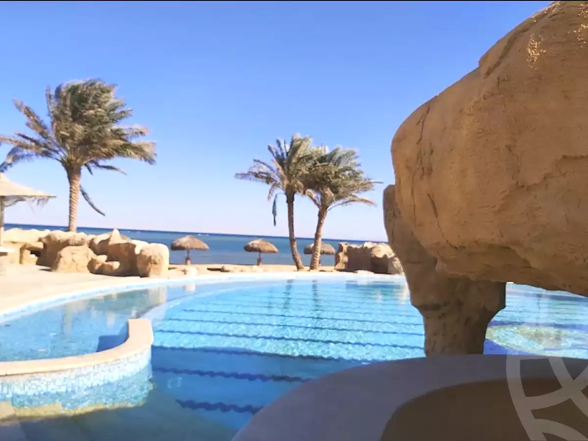 https://aqarmap.com.eg/ar/listing/6694907-for-sale-ain-elsokhna-tryq-l-yn-lskhn-lz-frn