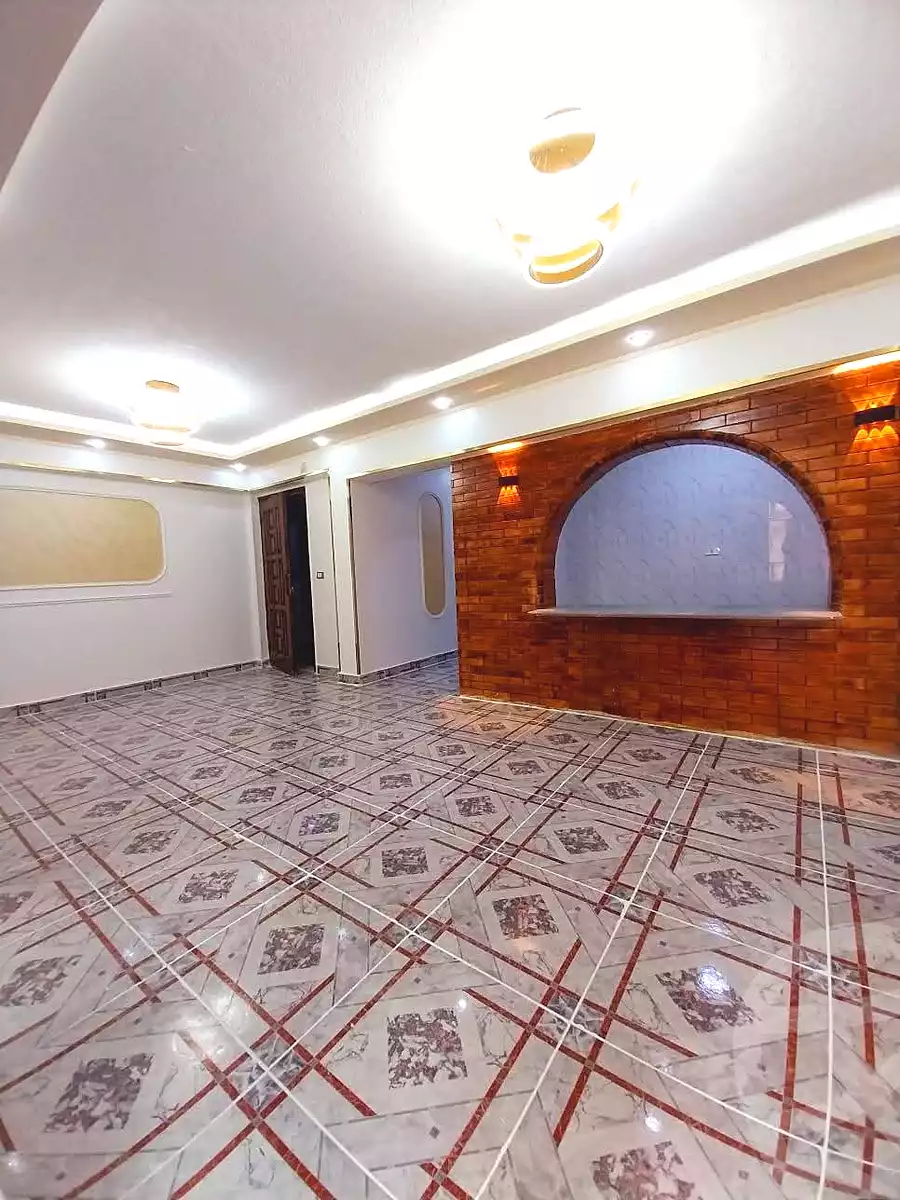 https://aqarmap.com.eg/en/listing/6695325-for-sale-alexandria-l-jmy-el-kilo-21