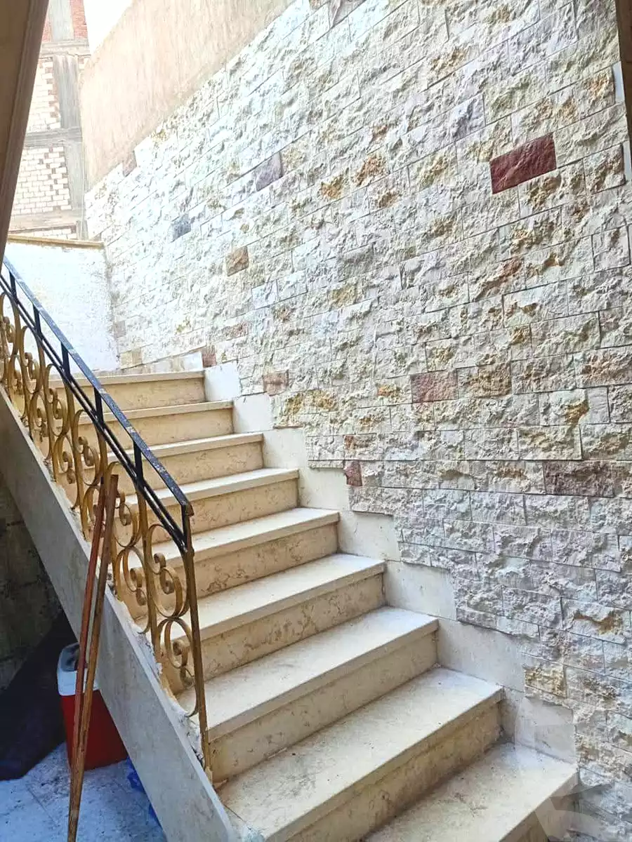 https://aqarmap.com.eg/ar/listing/6695358-for-sale-alexandria-l-jmy-lbytsh-al-aeda-al-kadema-st