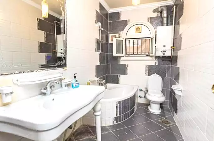 https://aqarmap.com.eg/en/listing/6695458-for-sale-alexandria-ganaklis-shr-mrtdy-bsh