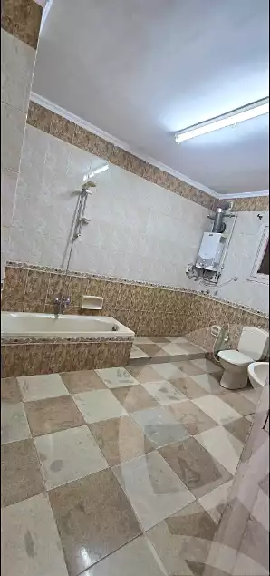 https://aqarmap.com.eg/ar/listing/6696208-for-rent-cairo-helwan-helwan-el-sharkeya-heidar-st