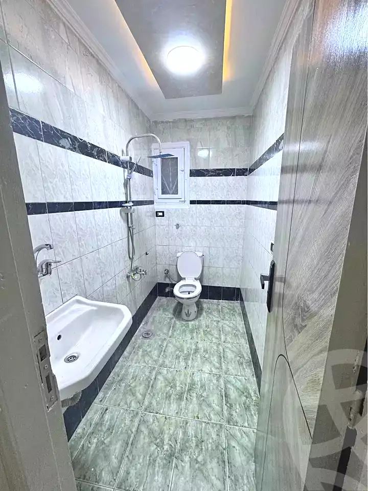 https://aqarmap.com.eg/ar/listing/6696362-for-sale-alexandria-sydy-bshr-sydy-bshr-bhry-farook-abd-al-wahab-st