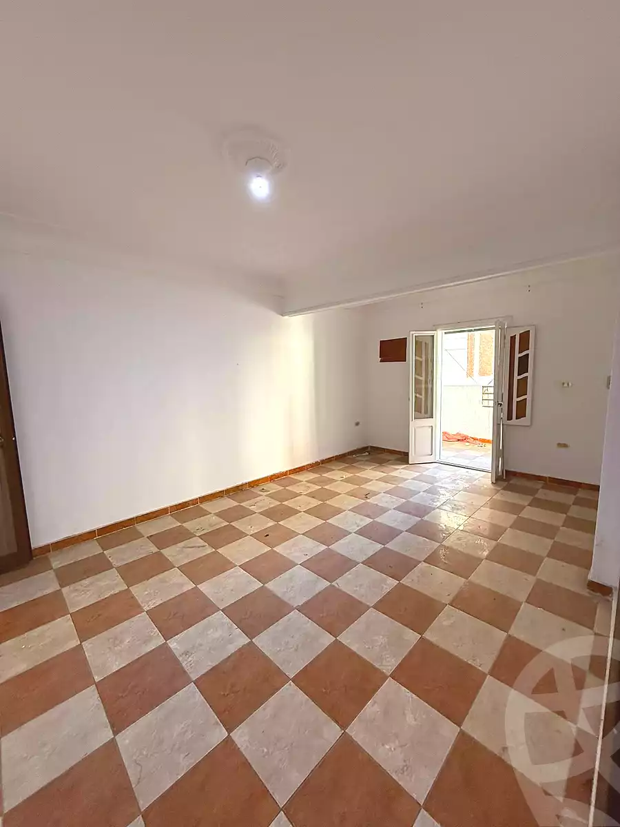 https://aqarmap.com.eg/ar/listing/6696731-for-sale-alexandria-sydy-bshr-sydy-bshr-bhry-gamal-abd-el-nasir-st