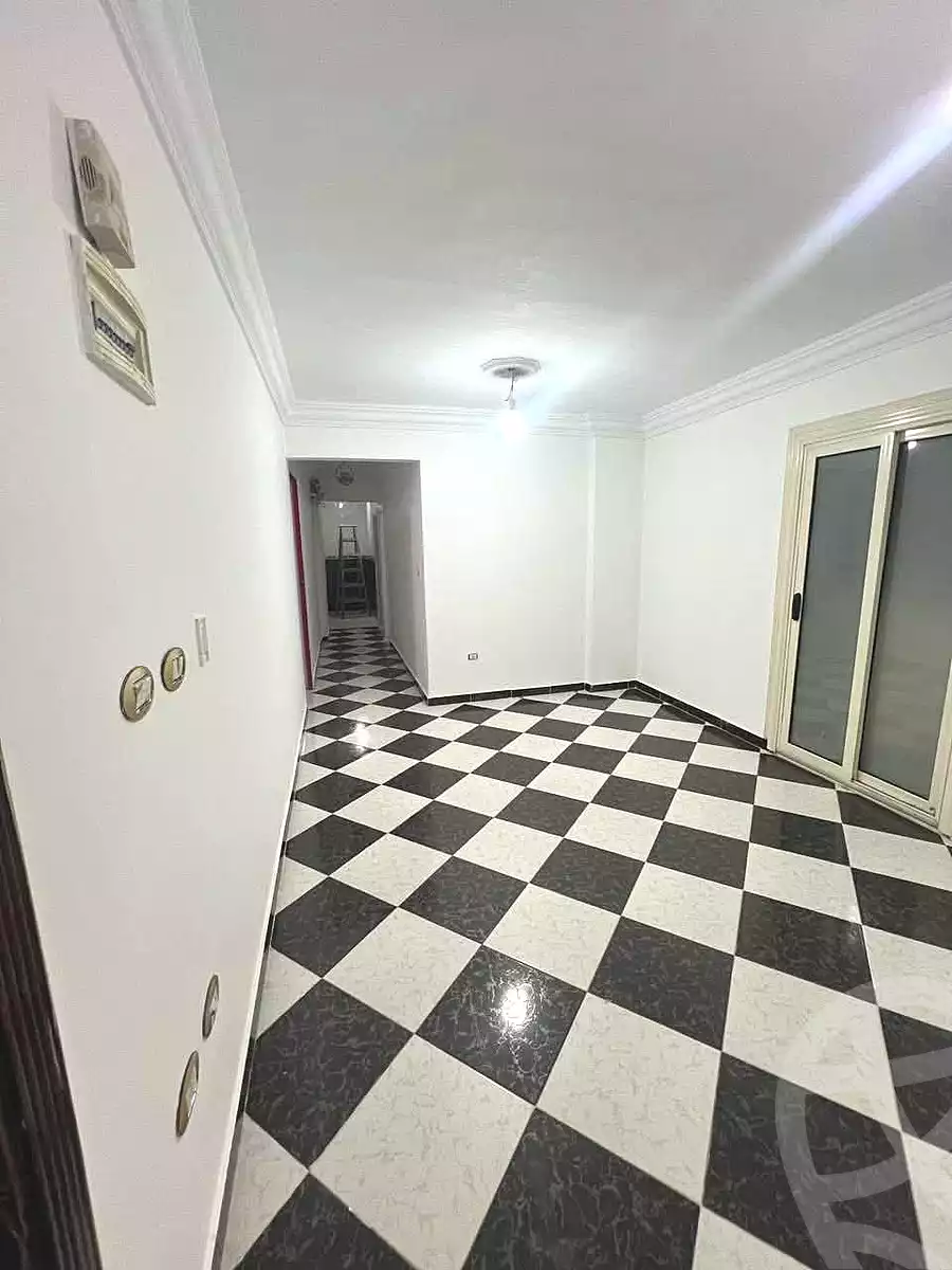https://aqarmap.com.eg/ar/listing/6697074-for-sale-alexandria-sydy-bshr-sydy-bshr-bhry-mahmoud-sedki-st