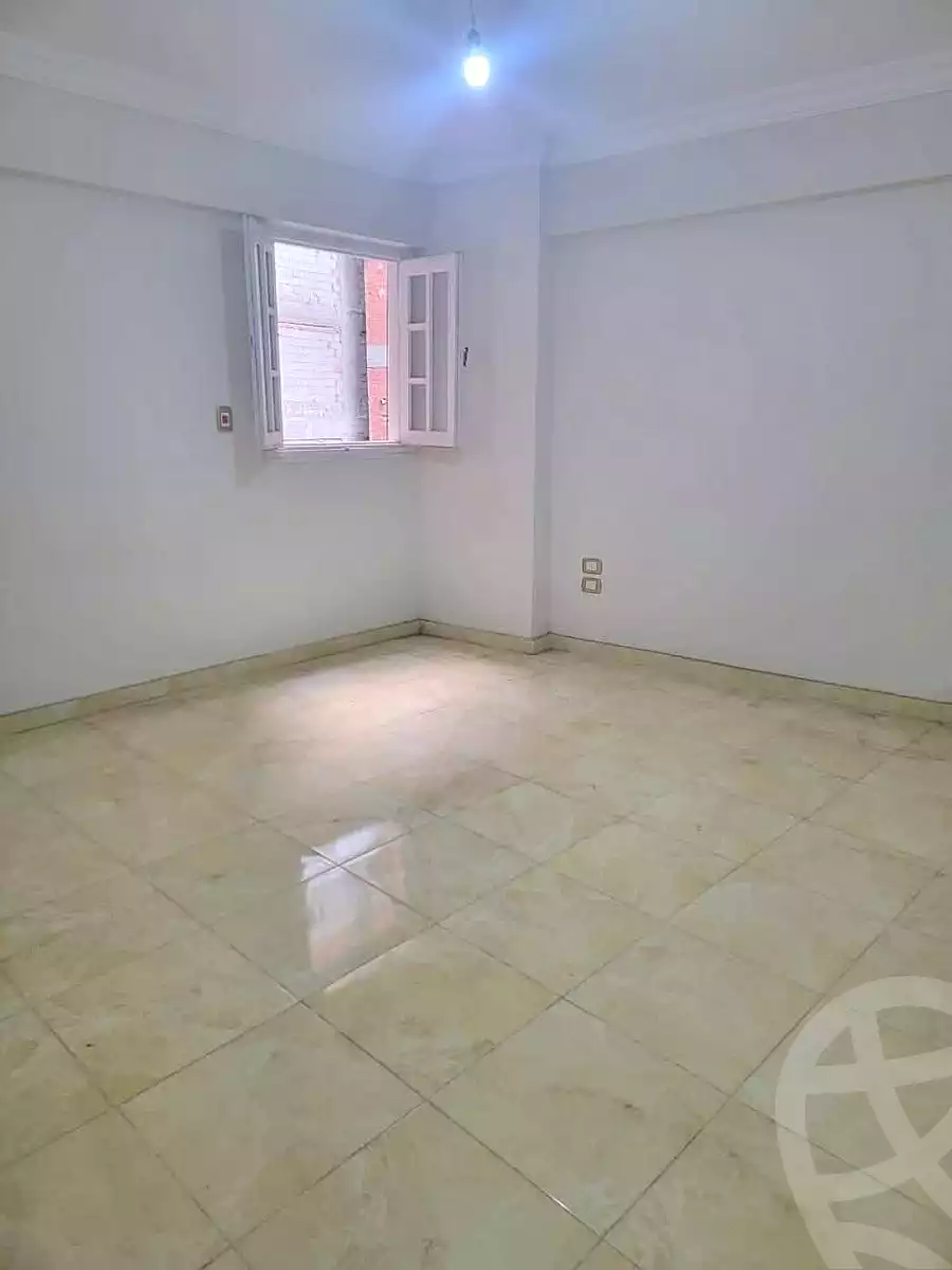 https://aqarmap.com.eg/ar/listing/6697089-for-sale-alexandria-miami-iskandar-ibrahim-st
