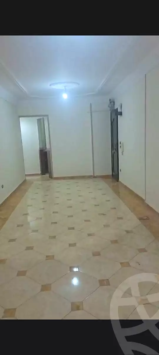 https://aqarmap.com.eg/ar/listing/6697220-for-sale-alexandria-miami-shr-jml-bd-lnsr