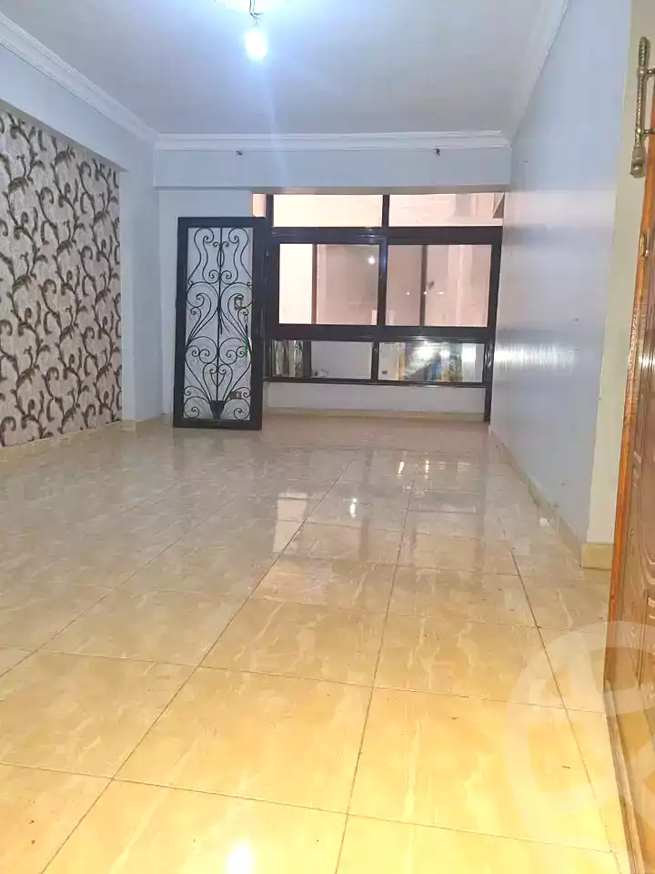 https://aqarmap.com.eg/en/listing/6697267-for-rent-alexandria-sydy-bshr