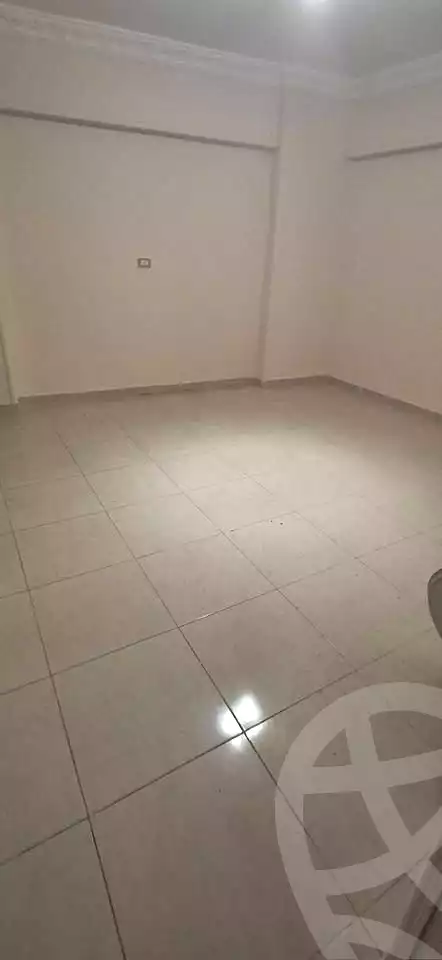 https://aqarmap.com.eg/ar/listing/6697584-for-rent-alexandria-l-jmy-lbytsh-ibrahim-othman-st