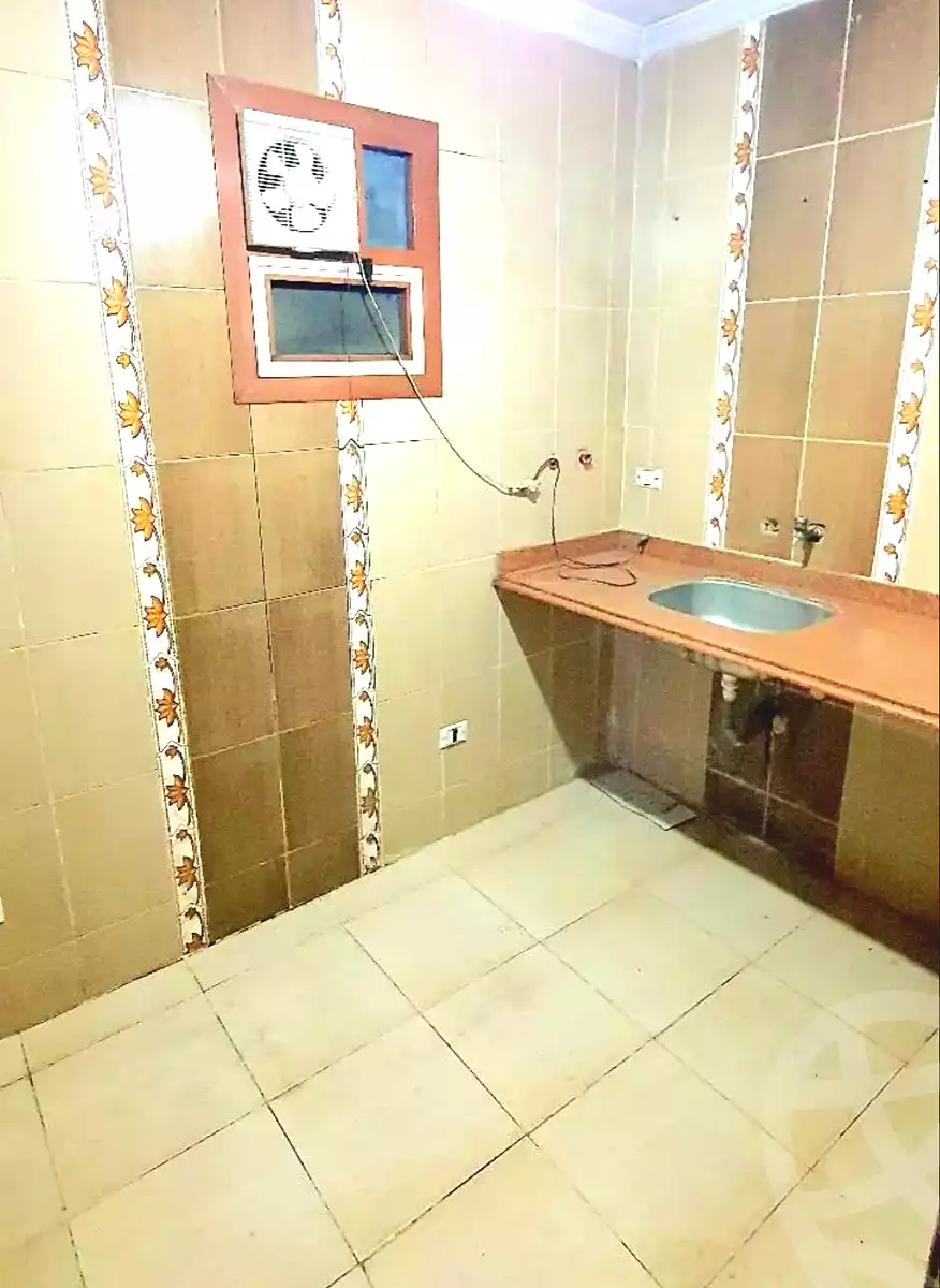 https://aqarmap.com.eg/en/listing/6698111-for-sale-alexandria-lsywf-el-falki