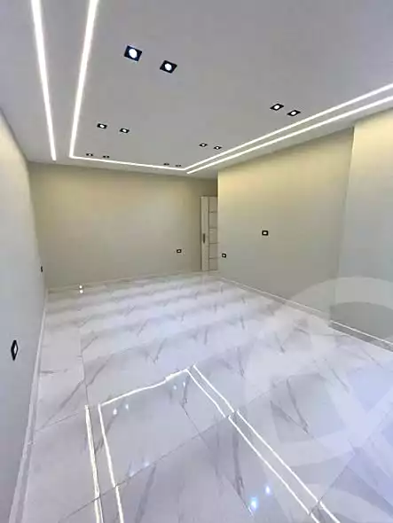 https://aqarmap.com.eg/ar/listing/6698940-for-sale-alexandria-l-jmy-lbytsh-bianchiii-el-arbaeen-st