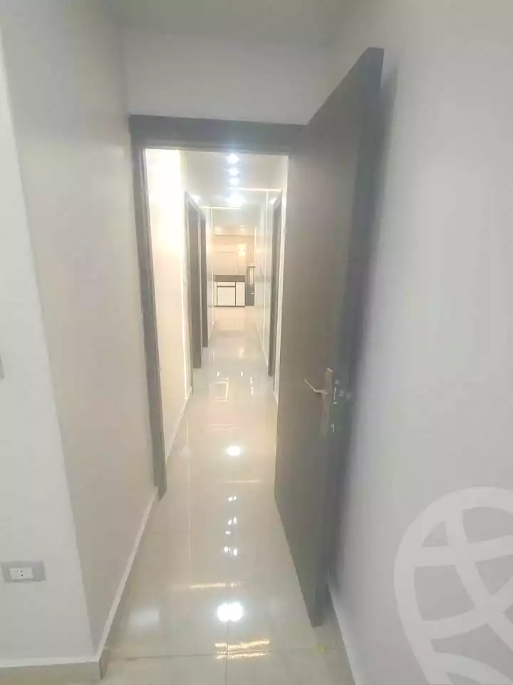 https://aqarmap.com.eg/ar/listing/6699242-for-sale-alexandria-bw-qyr-street-25