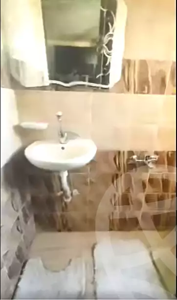 https://aqarmap.com.eg/ar/listing/6699359-for-sale-cairo-ain-shams-ain-shams-el-sharkia-mostafa-hafez-st