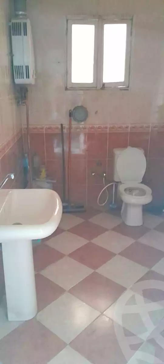 https://aqarmap.com.eg/en/listing/6699447-for-sale-cairo-helwan-helwan-el-sharkeya-heidar-st